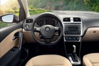 volkswagen polo 2015 salon 2